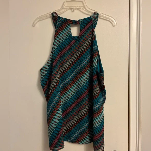 Colorful Geometric Patterned Top - Picture 2 of 2